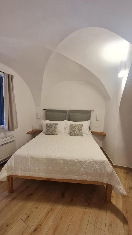 Federico II - Rooms And Breakfast Borgio Verezzi Extérieur photo